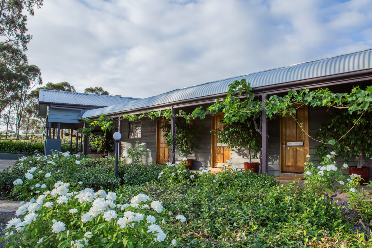 Hermitage Lodge - your hunter valley winery accomodation